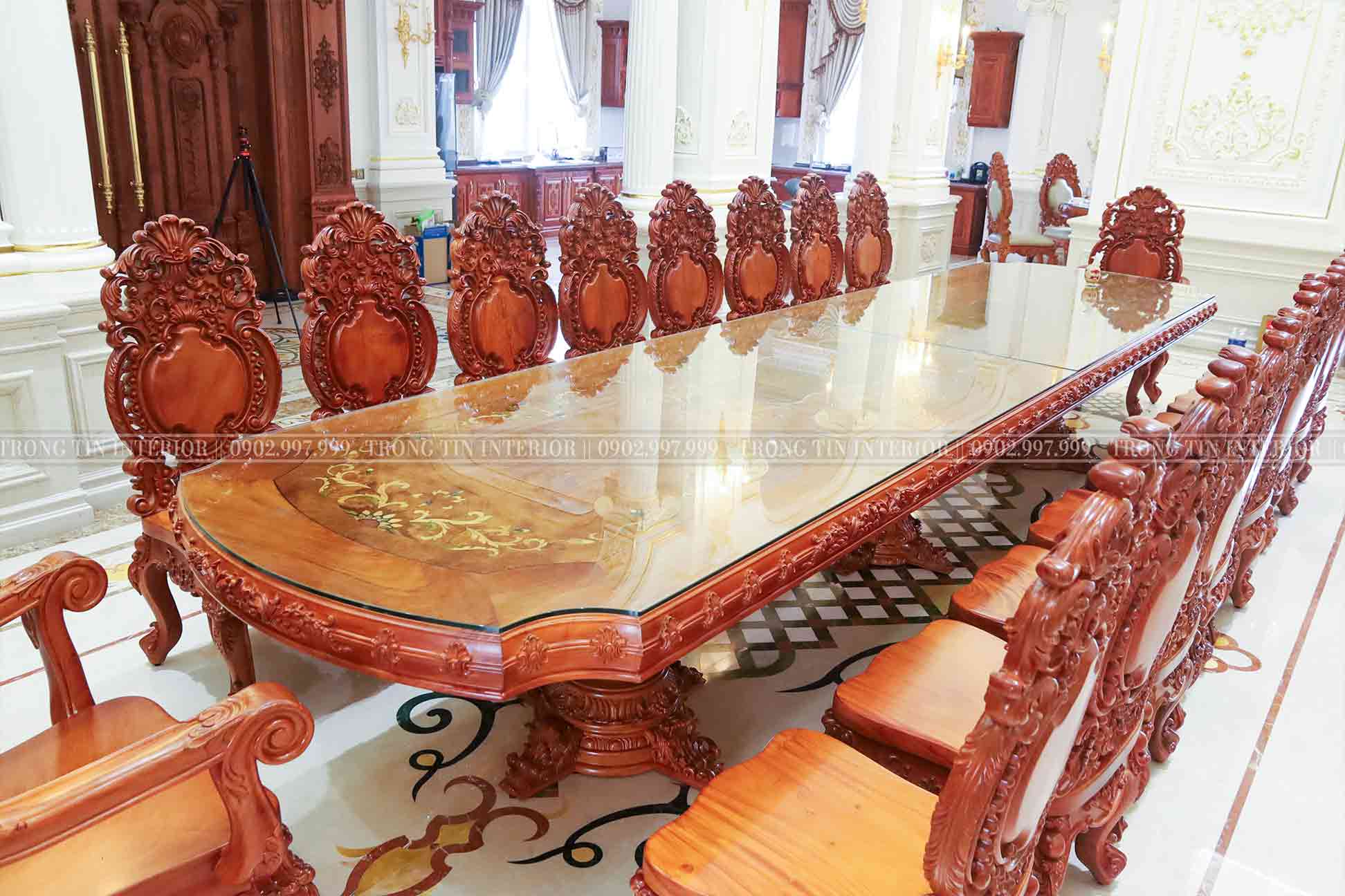 Bàn ăn